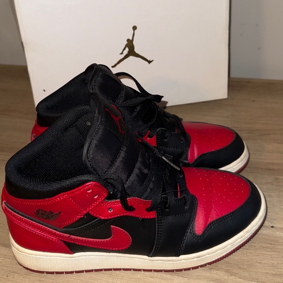 Kids Jordan 1 Black and Red Sneakers - Picture 1 of 6